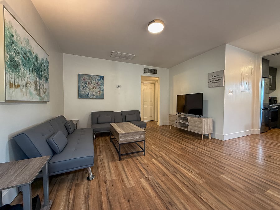 Furnished Finder property 353718_9 photo 5