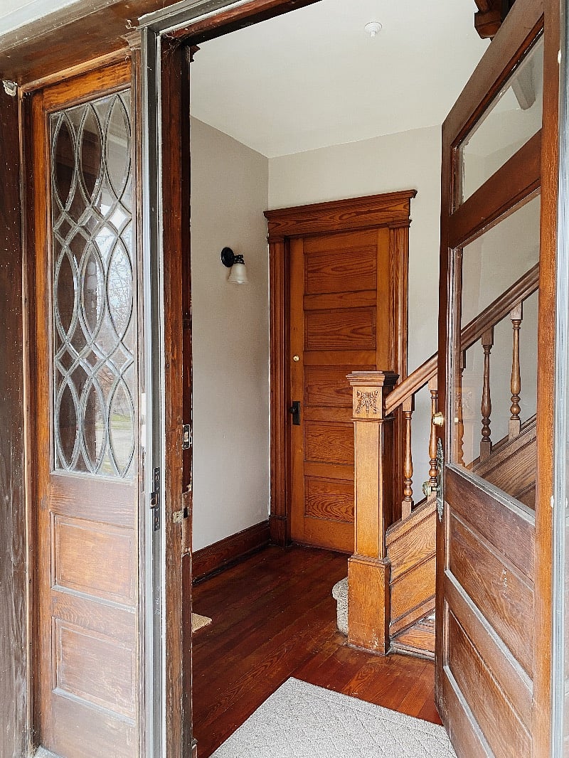 Private, front entrances.