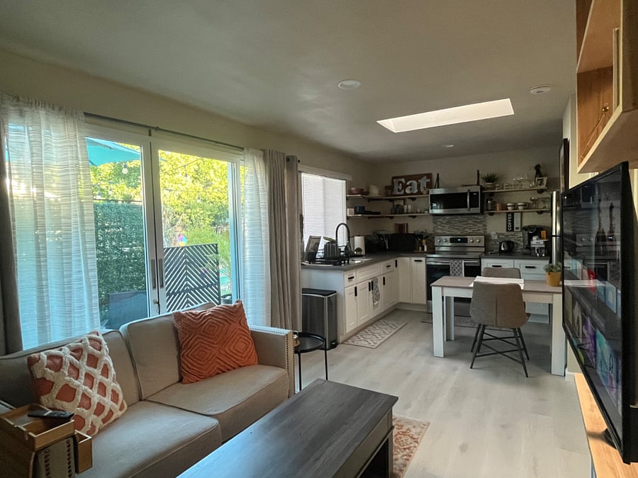Furnished Finder property 353987_1 photo 10