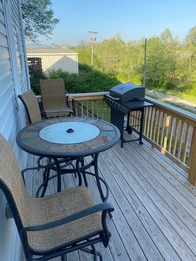 Your own private deck with new propane BBQ. Overlooks the Greenway.