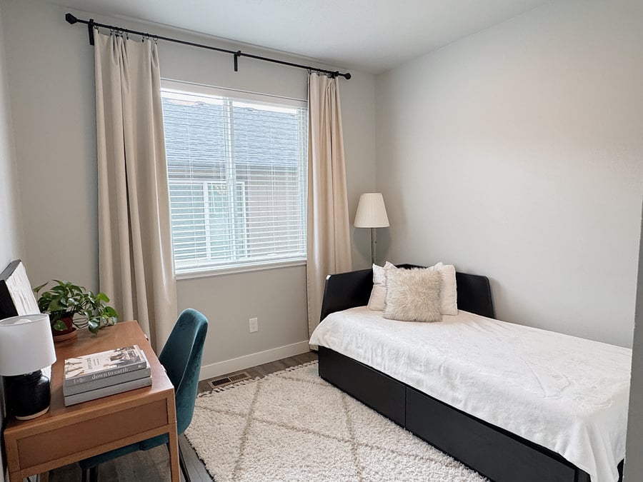 3rd room - office with a pull-out queen bed