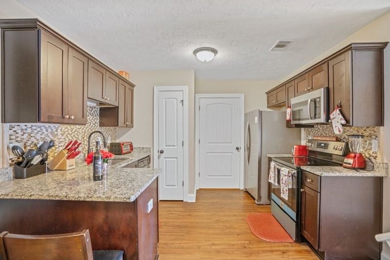 Furnished Finder property 354057_1 photo 11