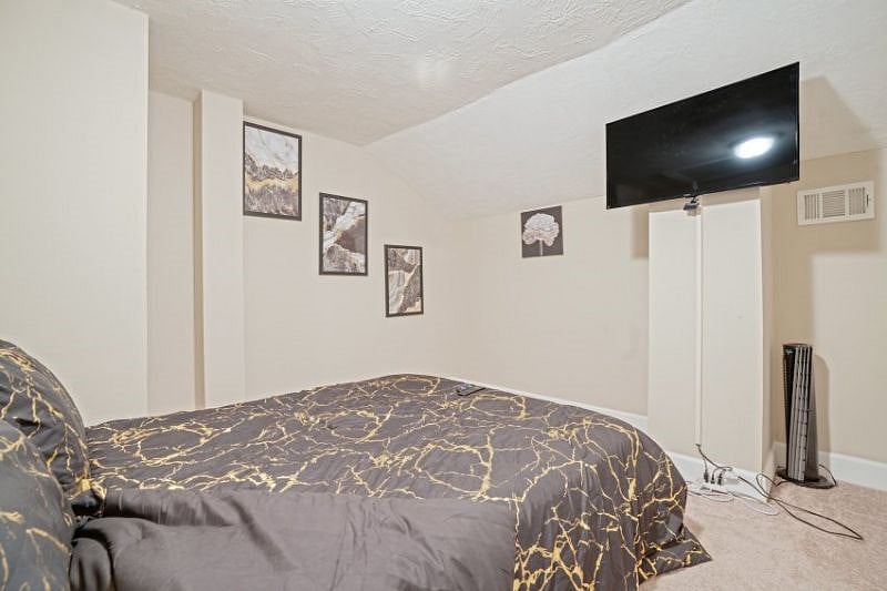Furnished Finder property 354057_1 photo 18