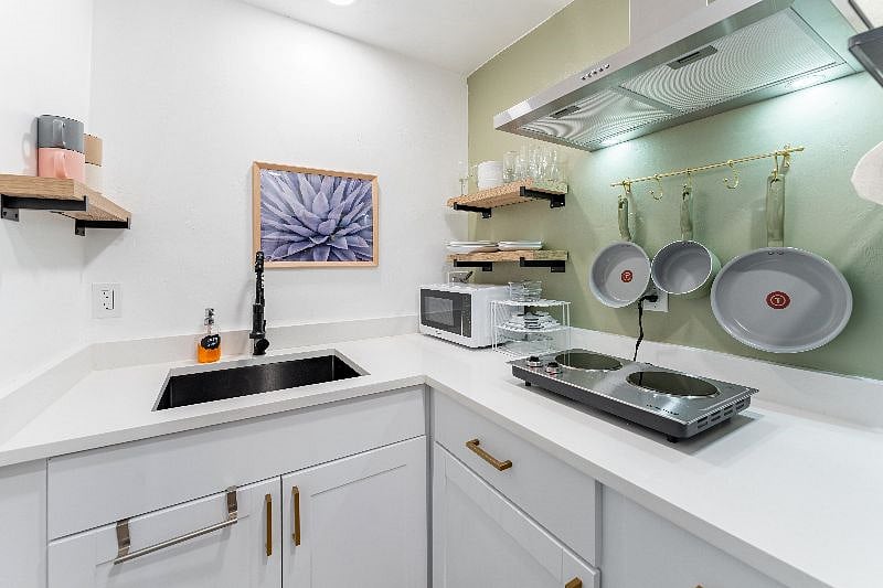 Furnished Finder property 354206_1 photo 10