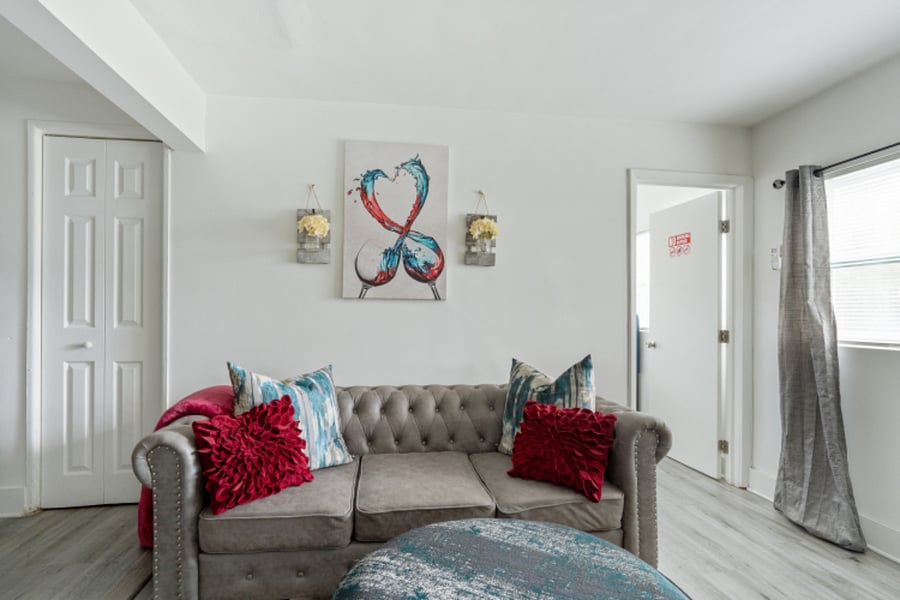 1 Bedroom Cozy Apartment