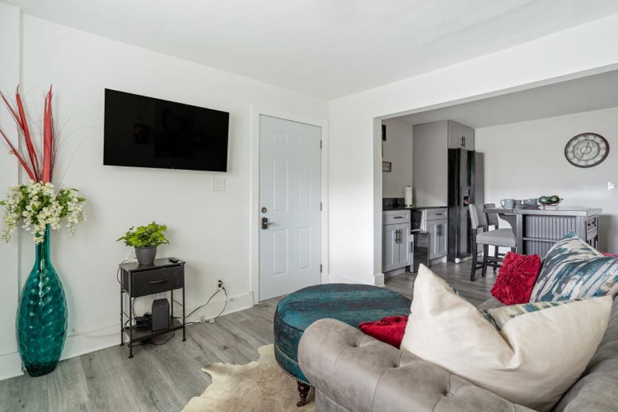1 Bedroom Cozy Apartment
