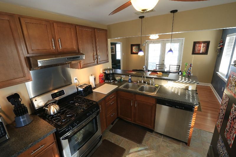 Furnished Finder property 354367_1 photo 18
