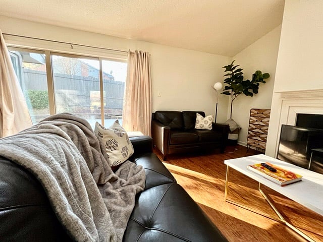 Furnished Finder property 354408_1 photo 3