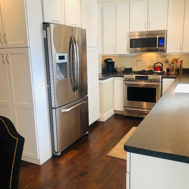 UPPER KITCHEN