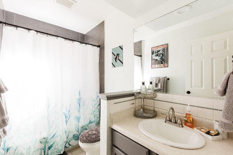 Second full bathroom (in addition to the master bath).