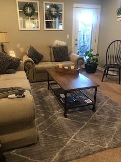 Furnished Finder property 354512_1 photo 3