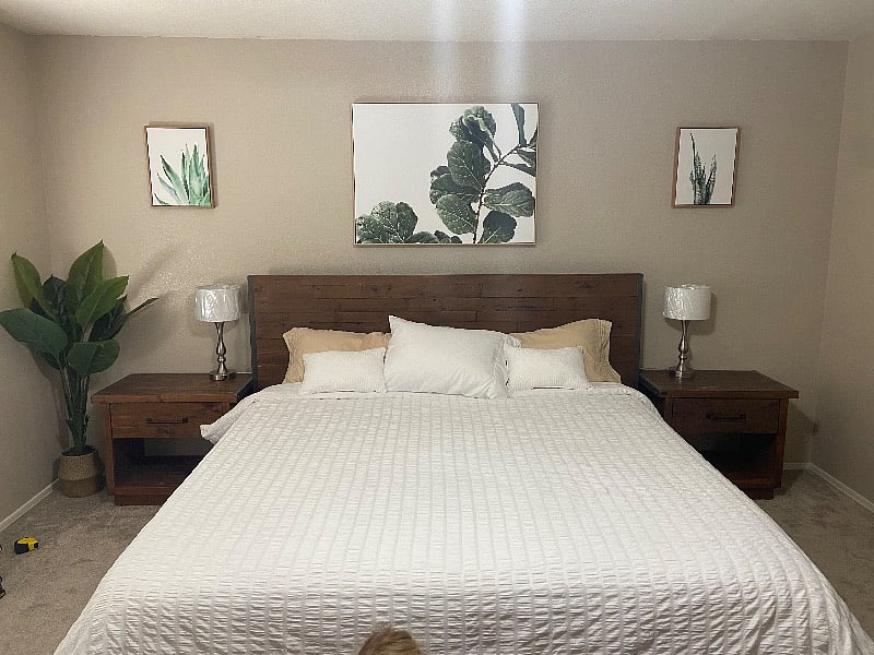 Master bedroom 