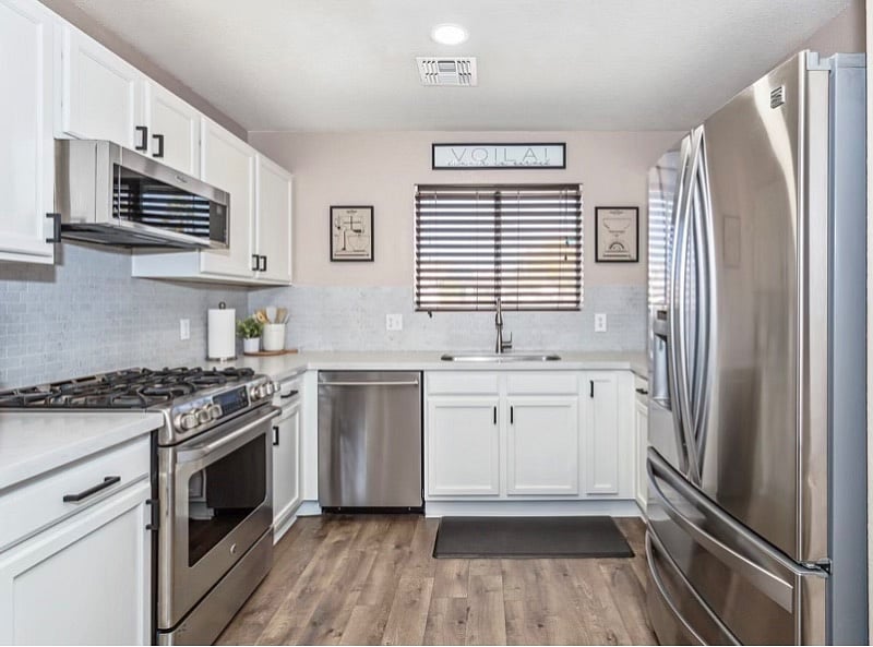 Fully stocked kitchen 