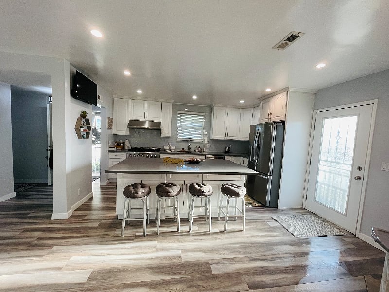 Furnished Finder property 354628_1 photo 9