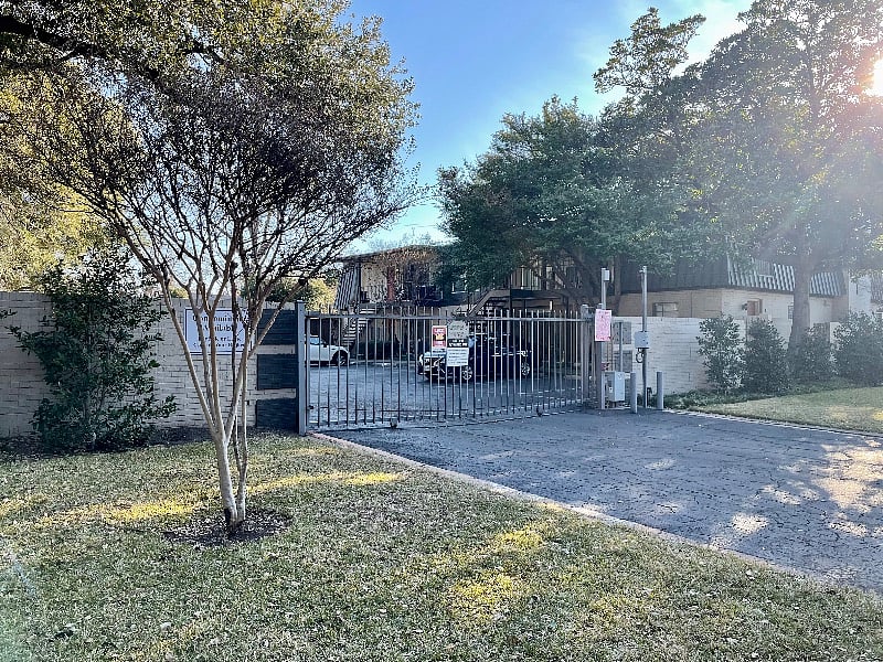 Gate for parking
