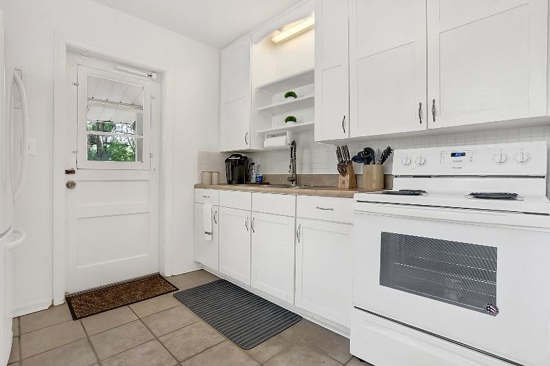 Furnished Finder property 354707_1 photo 9