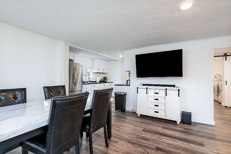 Furnished Finder property 354898_1 photo 5