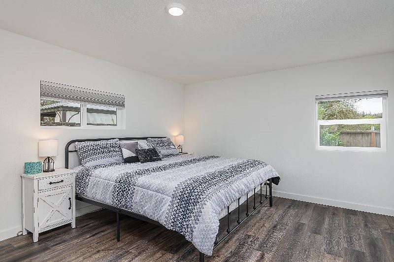 Furnished Finder property 354898_1 photo 17