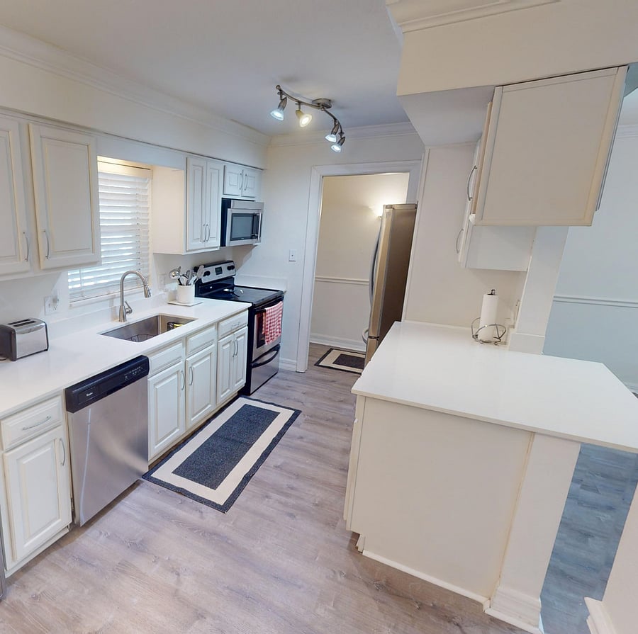 Furnished Finder property 354974_2 photo 8