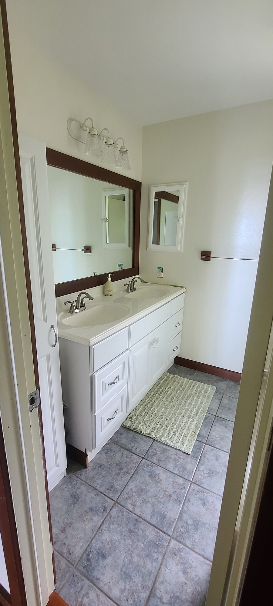 Furnished Finder property 355002_1 photo 7