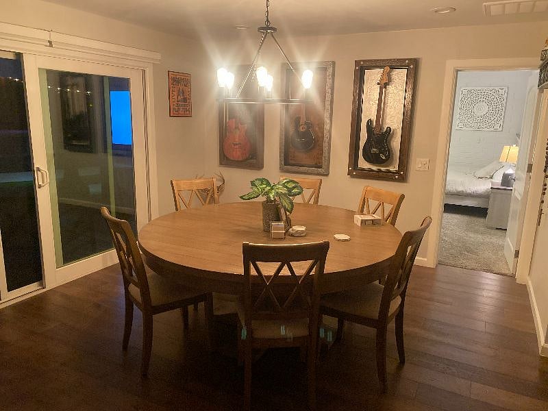 shared dining room 