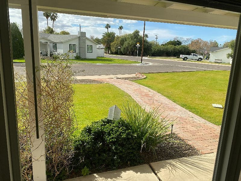 front yard sitting area