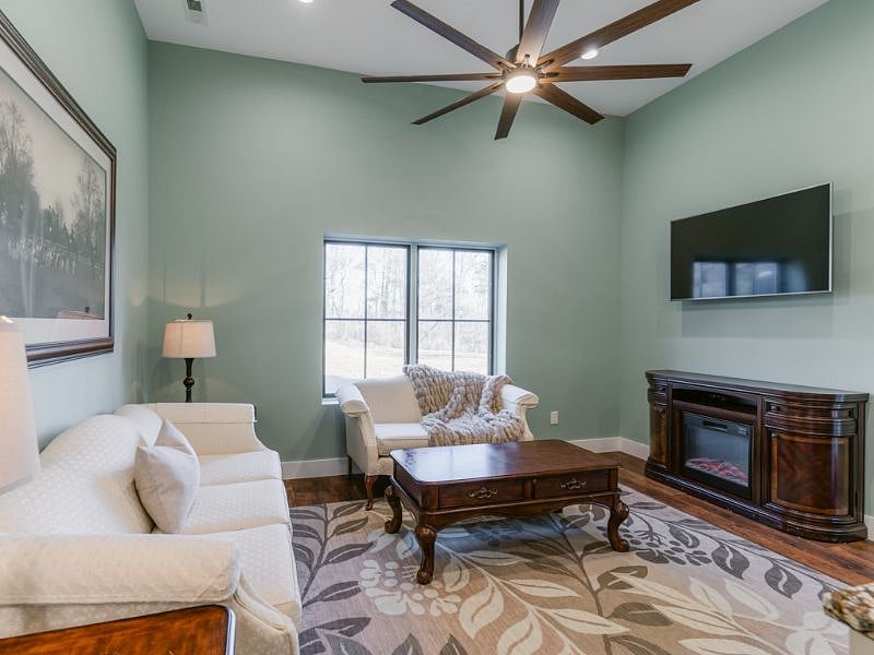 Furnished Finder property 355111_1 photo 5