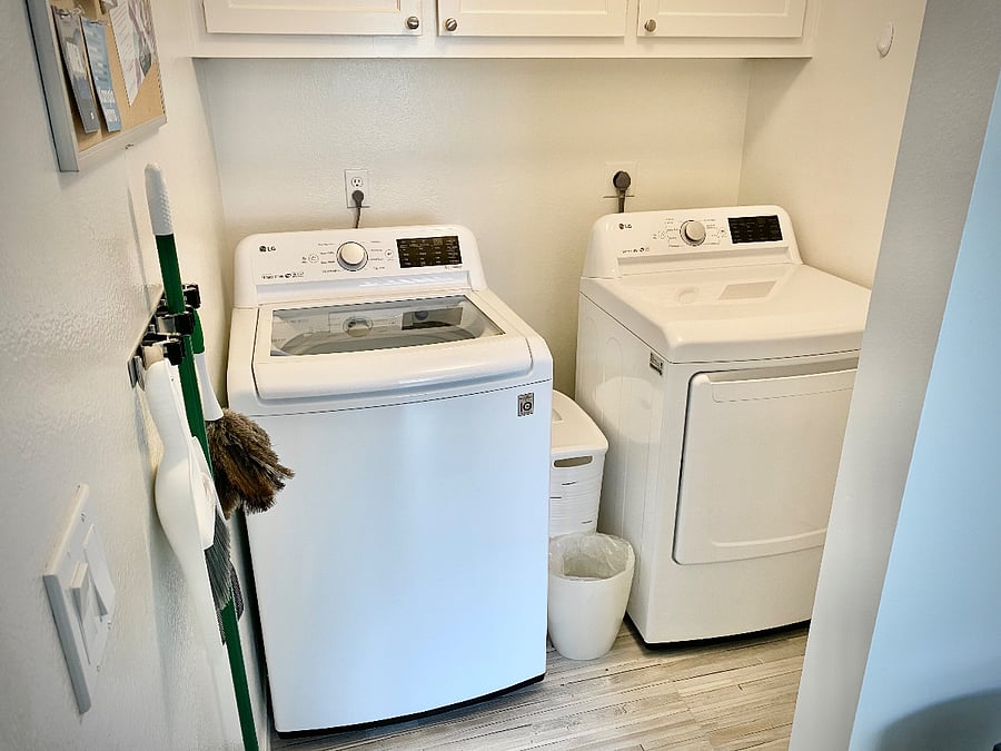 Laundry area, in unit