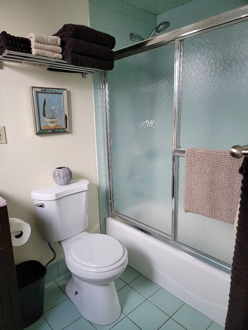 Full size tub and shower combo