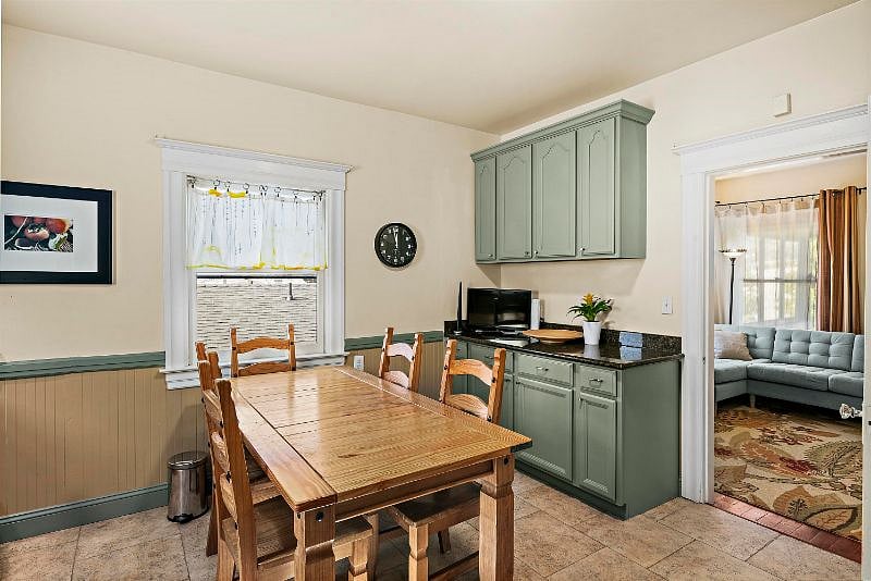Furnished Finder property 355324_1 photo 9