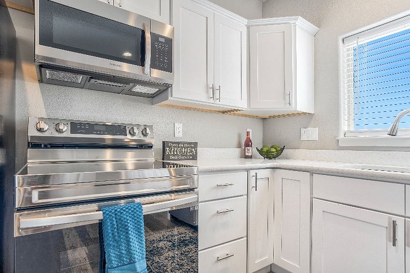Furnished Finder property 355330_1 photo 12