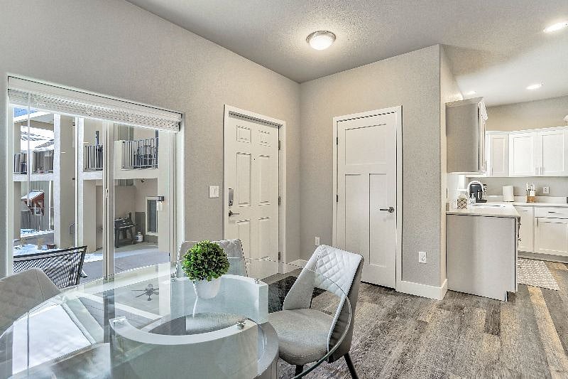 Furnished Finder property 355330_2 photo 7
