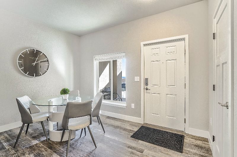 Furnished Finder property 355330_2 photo 8