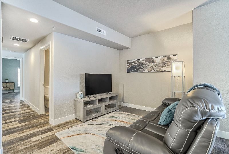 Furnished Finder property 355330_2 photo 10