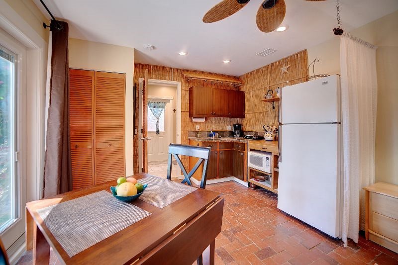 Furnished Finder property 355383_1 photo 4