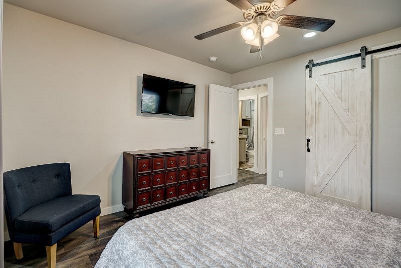 Furnished Finder property 355393_1 photo 18