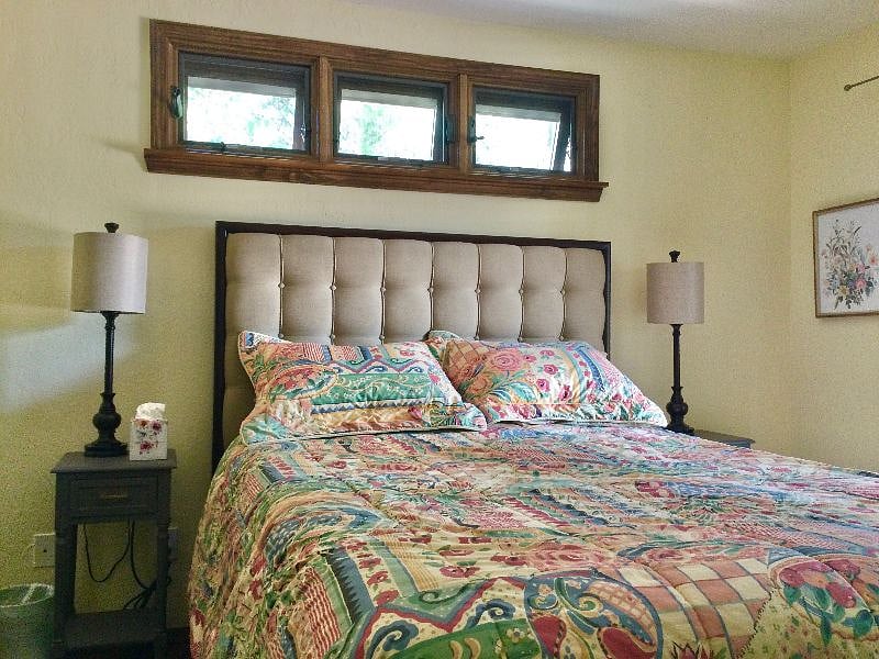 The bedroom has windows for good ventilation!