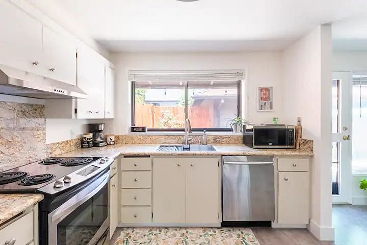 Furnished Finder property 355553_1 photo 18
