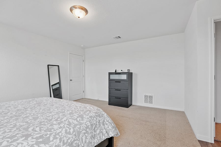 Main bedroom