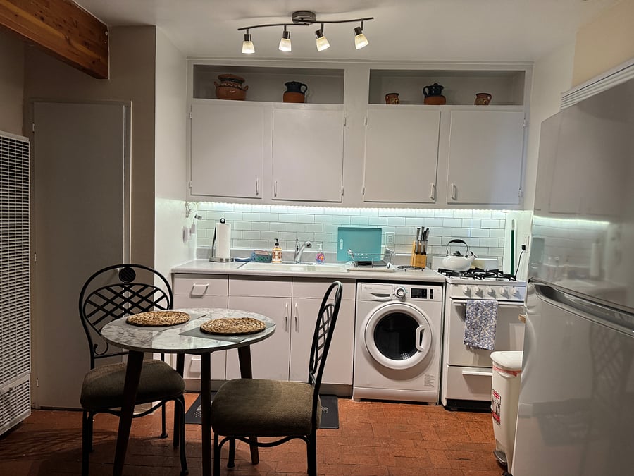 Furnished Finder property 355601_1 photo 11