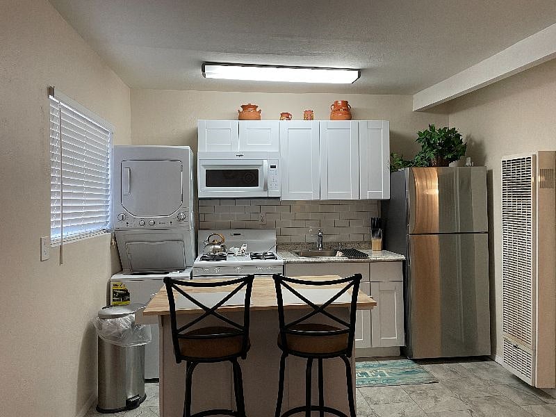 Furnished Finder property 355601_2 photo 9