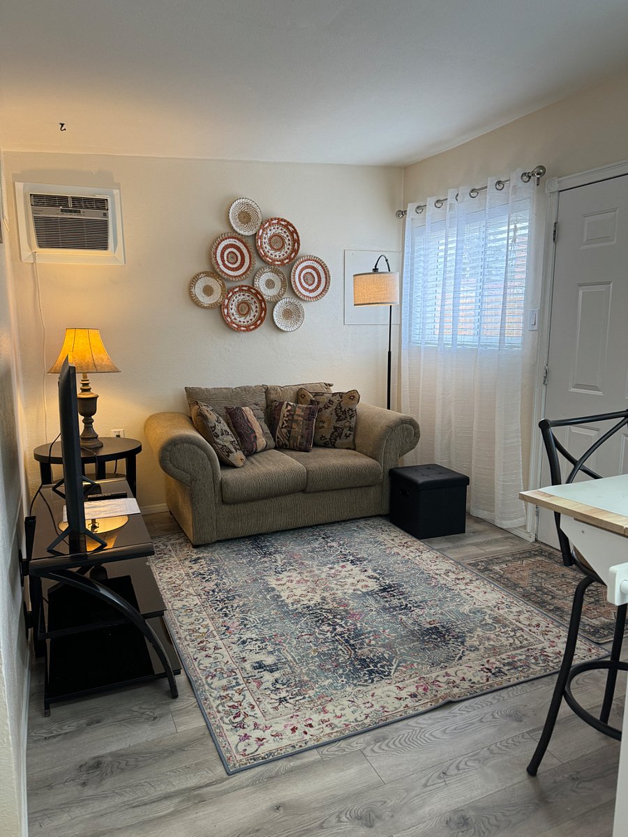 Furnished Finder property 355601_2 photo 3
