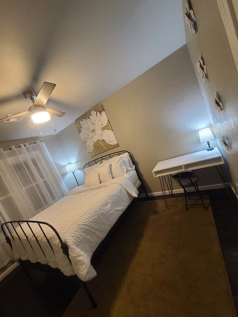 Furnished Finder property 355607_1 photo 8