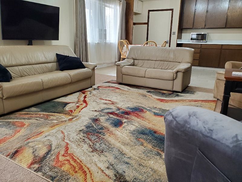 TV in both LR and Bedroom
