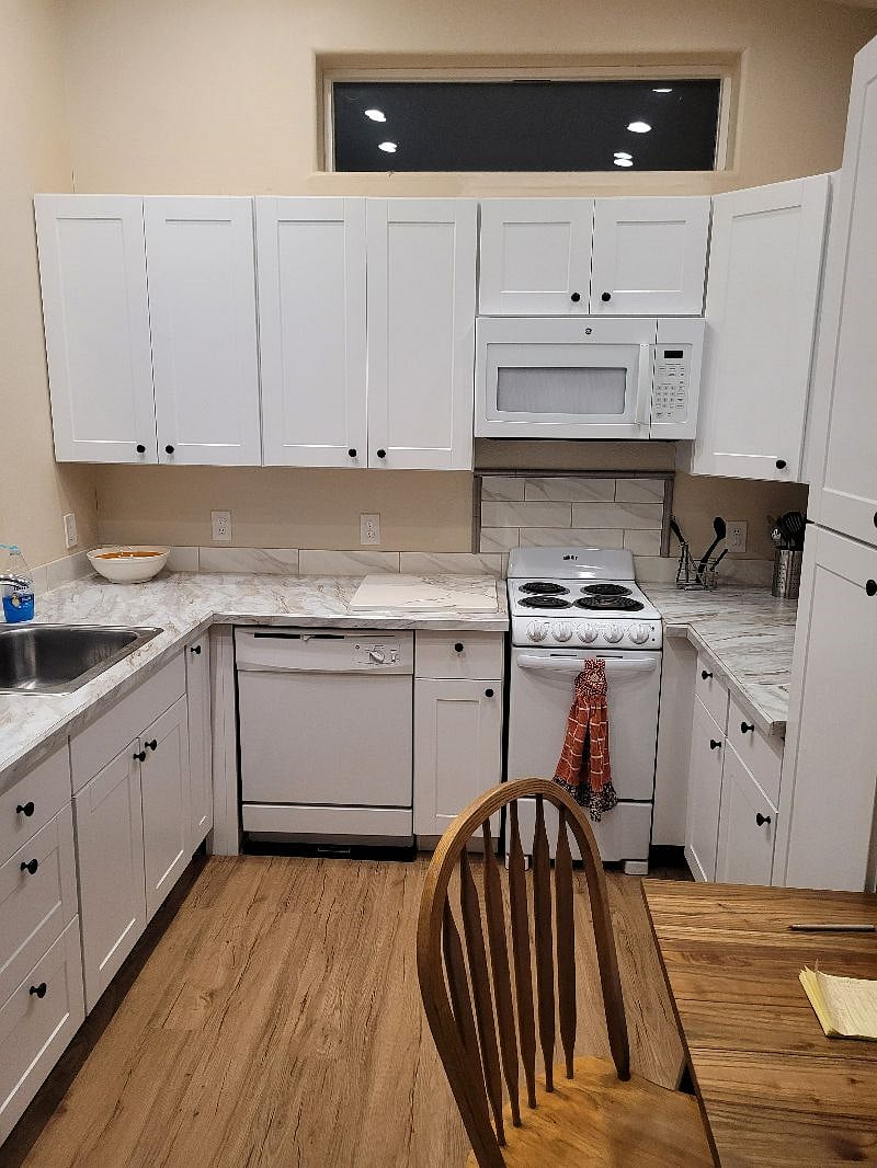 Furnished Finder property 355636_1 photo 8
