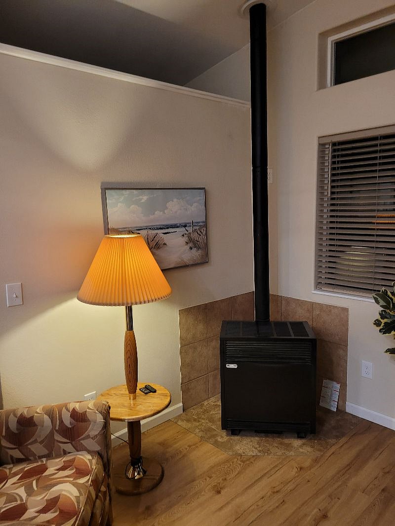 Furnished Finder property 355636_1 photo 17