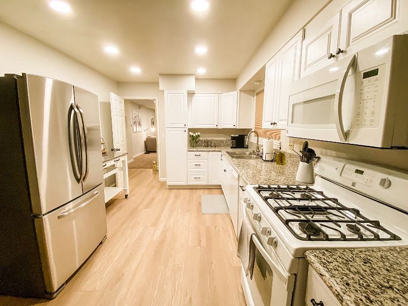 Furnished Finder property 355724_1 photo 2