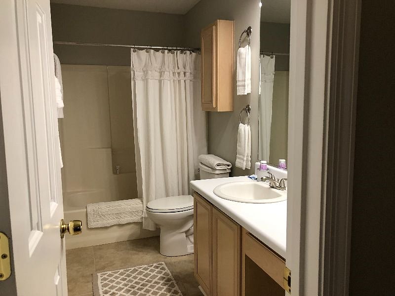 Private bath with tub/shower combo 
