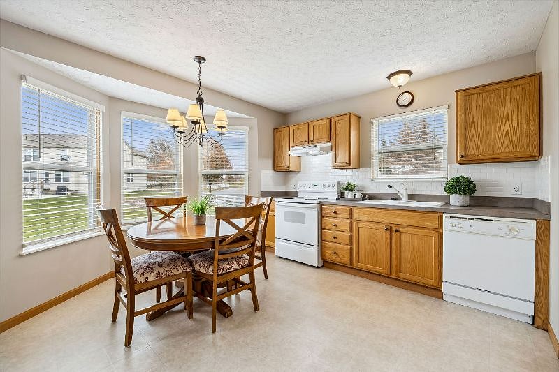 Furnished Finder property 355937_1 photo 3