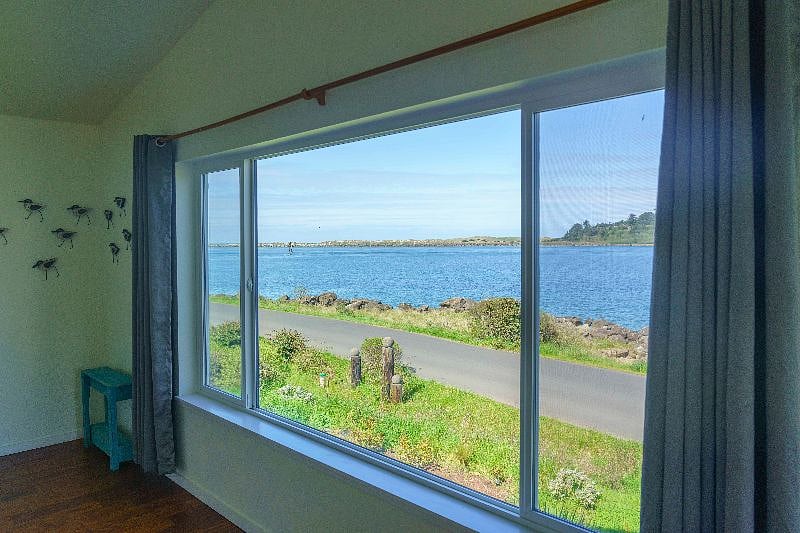 Living room view looking NW